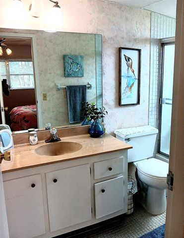 1055 E Country Club Dr 301, Margate, FL 33063