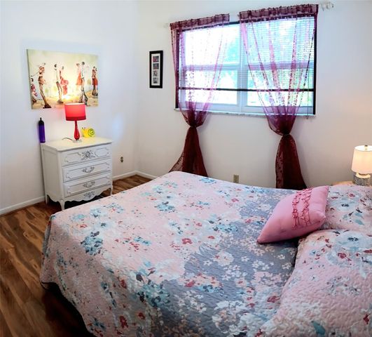 1055 E Country Club Dr 301, Margate, FL 33063