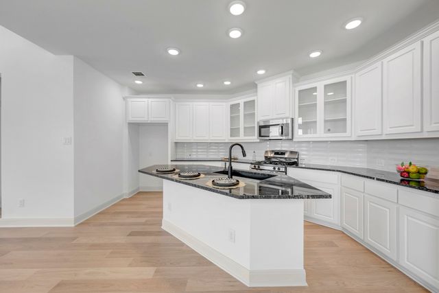 2351 Clearwater Way, Royse City, TX 75189