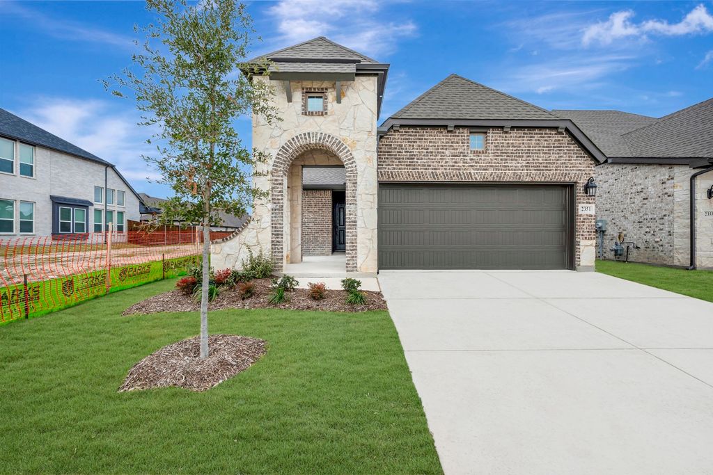 2351 Clearwater Way, Royse City, TX 75189