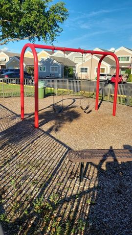 1325 NW 123rd Ter, Pembroke Pines, FL 33026