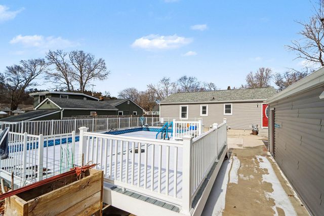 1046 Bronson Avenue, Plainwell City, MI 49080