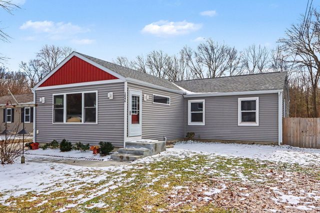 1046 Bronson Avenue, Plainwell City, MI 49080