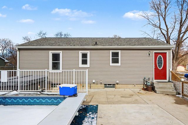 1046 Bronson Avenue, Plainwell City, MI 49080