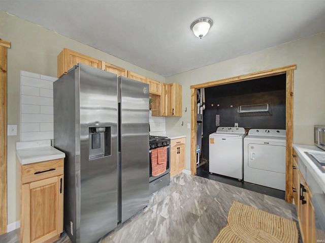 2606 Lexington Road, Evansville, IN 47720