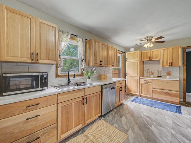 2606 Lexington Road, Evansville, IN 47720
