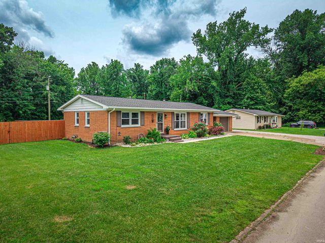 2606 Lexington Road, Evansville, IN 47720