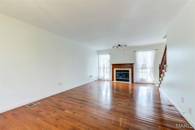 1408 Whispering Creek Drive, Ballwin, MO 63021