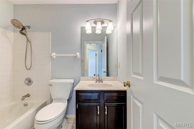 1408 Whispering Creek Drive, Ballwin, MO 63021