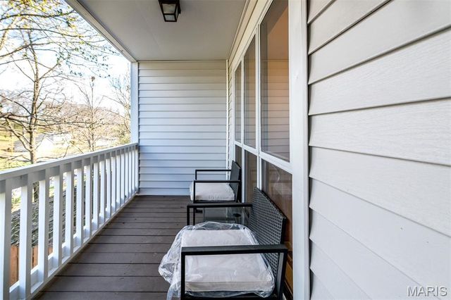 1408 Whispering Creek Drive, Ballwin, MO 63021