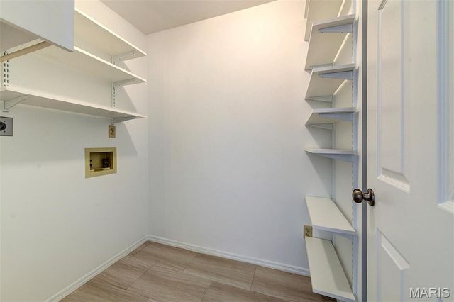 1408 Whispering Creek Drive, Ballwin, MO 63021