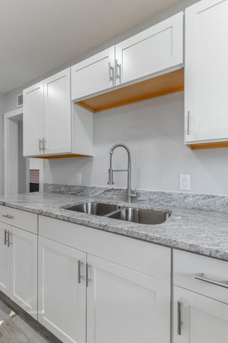 304 N Howell Avenue, Chattanooga, TN 37411