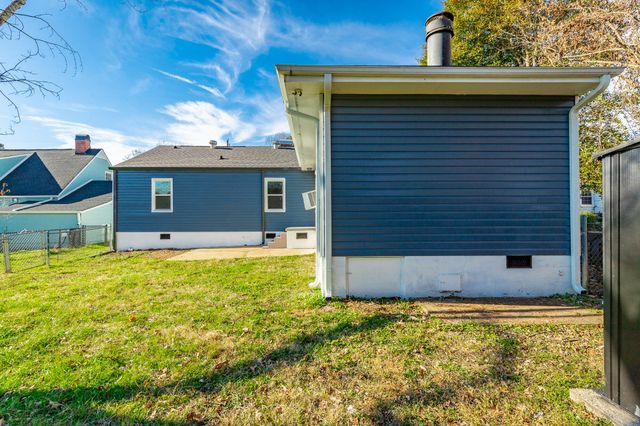 304 N Howell Avenue, Chattanooga, TN 37411