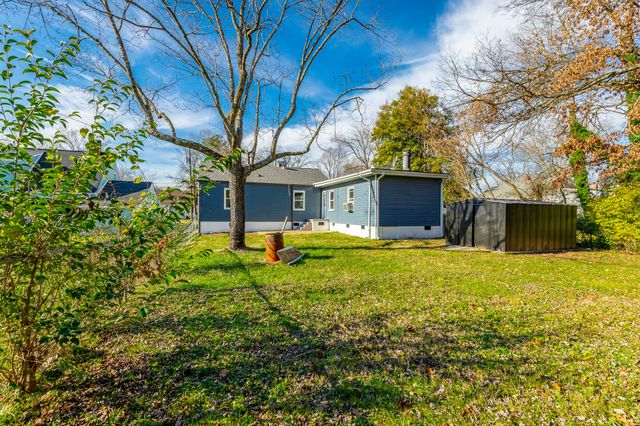 304 N Howell Avenue, Chattanooga, TN 37411