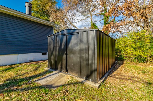 304 N Howell Avenue, Chattanooga, TN 37411