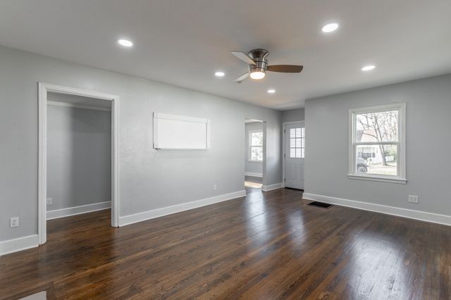 304 N Howell Avenue, Chattanooga, TN 37411