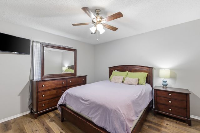 2420 Oakmont Drive, Bedford, TX 76022