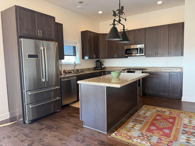 828 Bobcat Avenue, 501, Grandview Heights, OH 43212