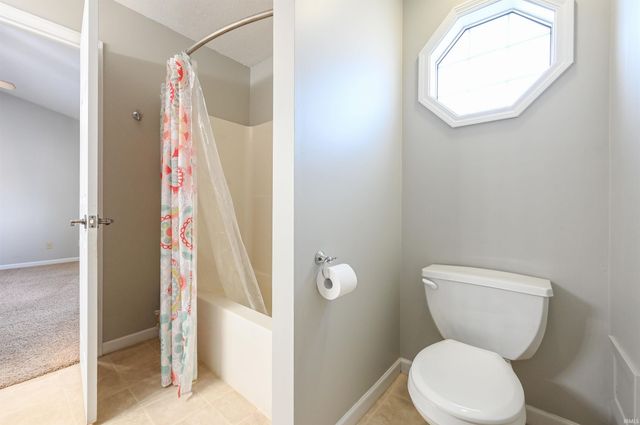 216 ARIEL Court, Kokomo, IN 46901