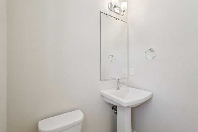 3960 Aura Way, Rancho Cordova, CA 95742