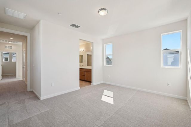 3960 Aura Way, Rancho Cordova, CA 95742