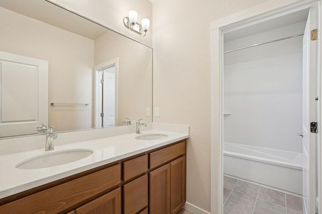 3960 Aura Way, Rancho Cordova, CA 95742