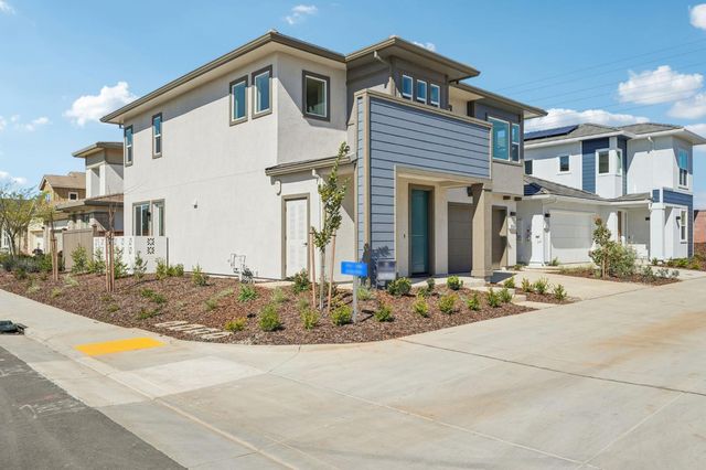 3960 Aura Way, Rancho Cordova, CA 95742