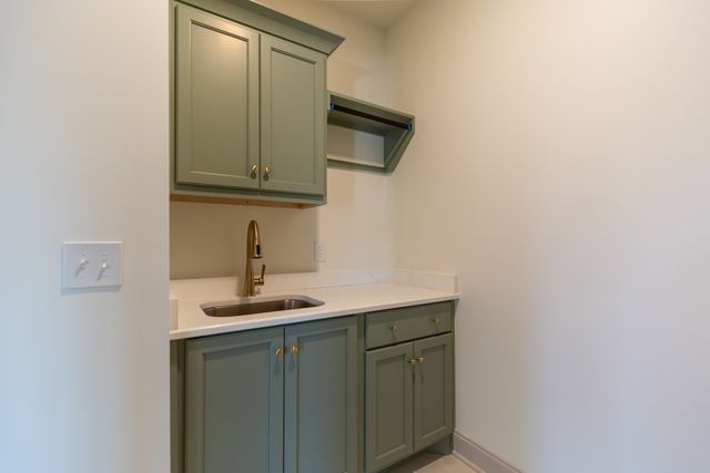 5528 Sinclair St, Murfreesboro, TN 37127