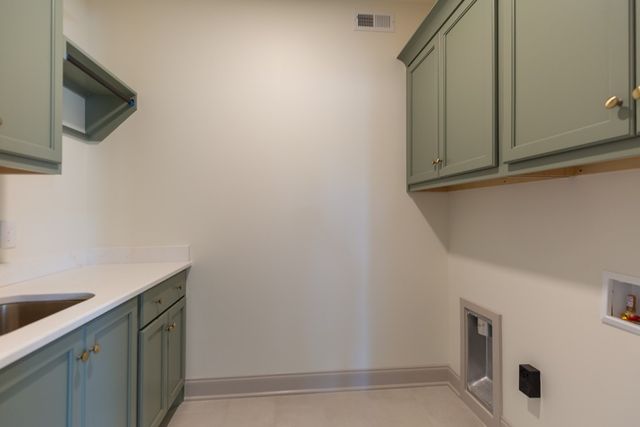 5528 Sinclair St, Murfreesboro, TN 37127