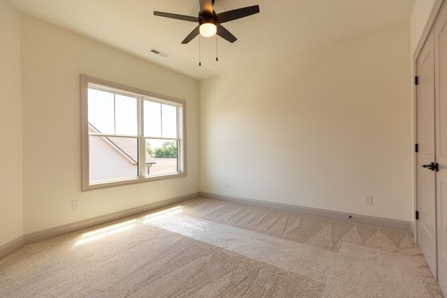 5528 Sinclair St, Murfreesboro, TN 37127