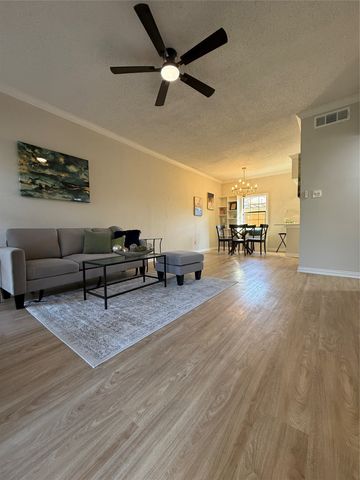 11655 Audelia Road 402, Dallas, TX 75243