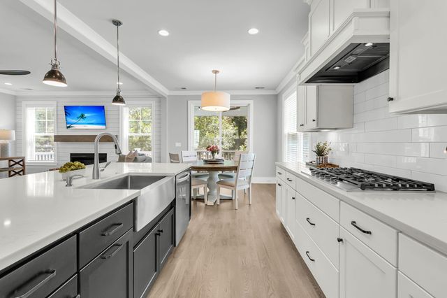 1560 Red Tide Road, Mount Pleasant, SC 29466