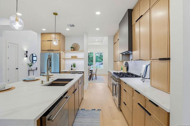 112 RIVER VIEW DR, Boerne, TX 78006