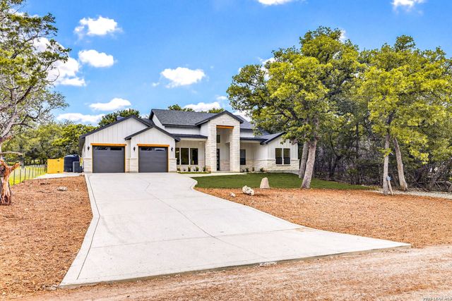 112 RIVER VIEW DR, Boerne, TX 78006