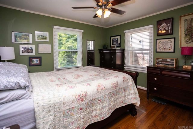 1318 Pine Valley Rd, Little Rock, AR 72207