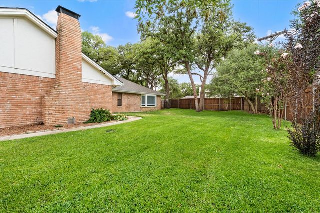 2 Lake Forest Drive, Trophy Club, TX 76262