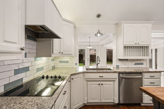 2 Lake Forest Drive, Trophy Club, TX 76262