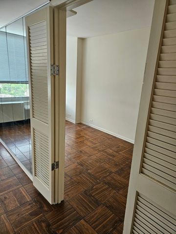 4800 S Chicago Beach Drive 1509S, Chicago, IL 60615
