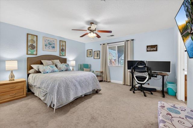 5861 E Platt Avenue, Fresno, CA 93727