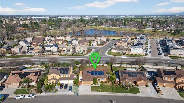 5861 E Platt Avenue, Fresno, CA 93727