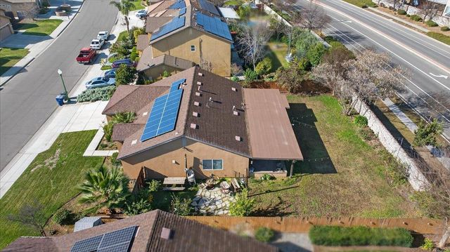 5861 E Platt Avenue, Fresno, CA 93727