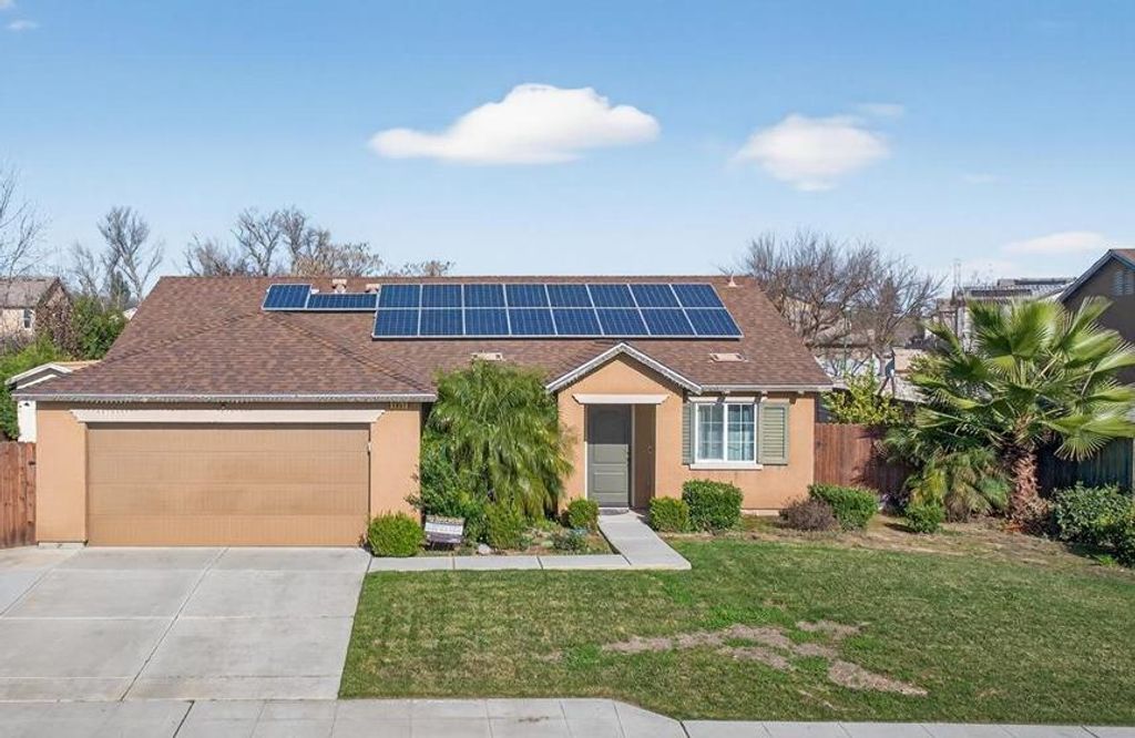 5861 E Platt Avenue, Fresno, CA 93727