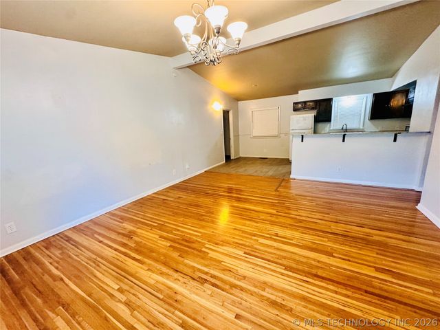 5519 N Garrison Place, Tulsa, OK 74126