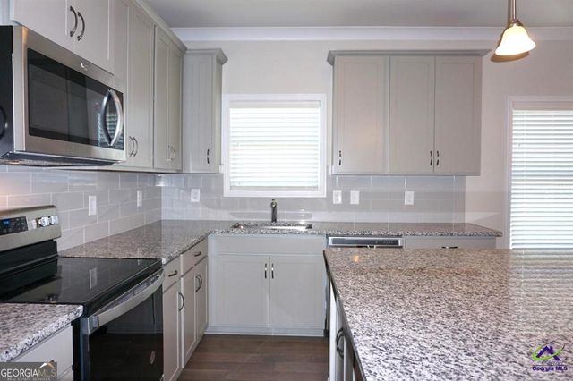 121 Bluecoat Trail, Byron, GA 31008