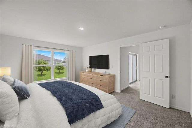 8043 Windswept CIR, Labelle, FL 33935