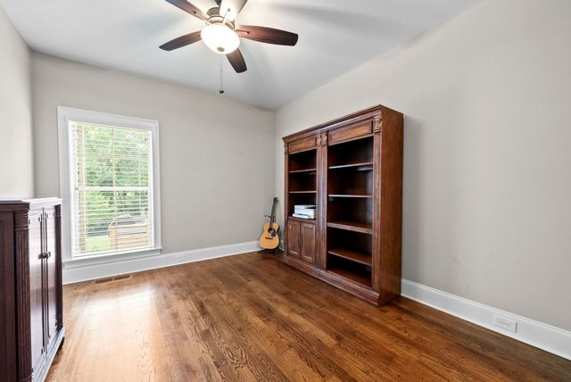 243 Laycrest Dr, Mount Juliet, TN 37122