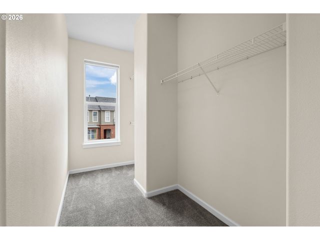 1405 Ne VILLAGE St, Fairview, OR 97024