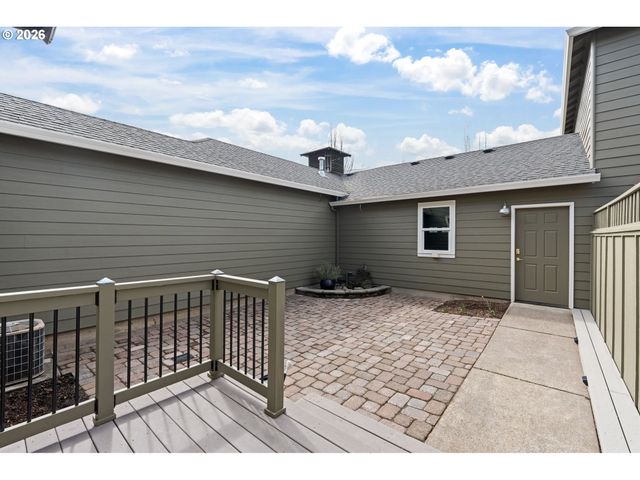 1405 Ne VILLAGE St, Fairview, OR 97024