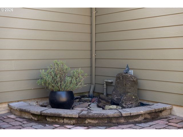 1405 Ne VILLAGE St, Fairview, OR 97024