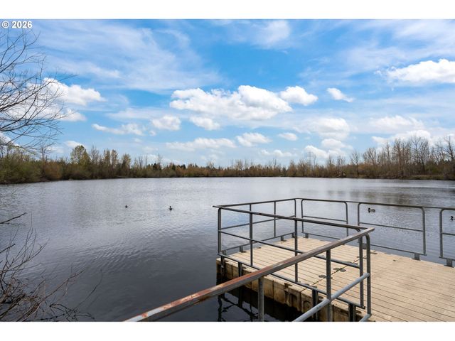 1405 Ne VILLAGE St, Fairview, OR 97024